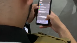 Policiais civis cumpriram mandados de busca e apreensão e prenderam um homem por armazenamento de pornografia infantil - Foto: Reprodução