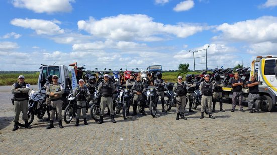Operação da Polícia Militar recupera 10 motos com queixa de roubo no Pilar - Ascom PMAL
