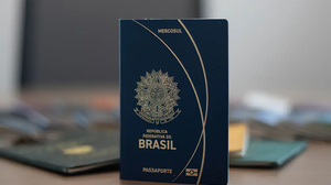 Imagem Polícia Federal pode interromper emissão de passaporte por falta de verba