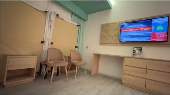 Turistas brasileiros fazem barricada com camas nas janelas de hotel na Jamaica - Reprodução / TV Globo