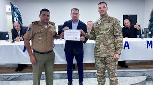 Coronel Enio Bolivar é homenageado pelo Bope - Foto: Cortesia ao TNH1