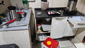 O estabelecimento foi autuado e terá o prazo de 90 dias para se adequar à legislação sanitária. - Foto: Visa de Maceió