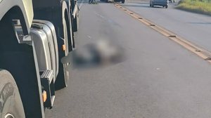 Homem morreu ainda no local do acidente, antes que pudesse chegar qualquer socorro - Foto: Reprodução/Redes sociais