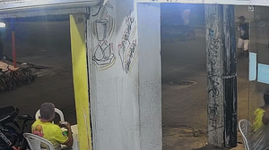 Vítima chegou a ser socorrida, mas não resistiu aos ferimentos - Foto: Reprodução