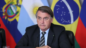Bolsonaro foi condenado a 27 anos e três meses de prisão por liderar a trama golpista de 2022. - Foto: Marcos Corrêa/PR