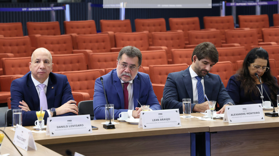 PGJ Lean Araújo participa de reunião com o ministro Alexandre de Moraes, do STF, sobre ações integradas de combate ao crime organizado - Foto:  Luiz Silveira/STF