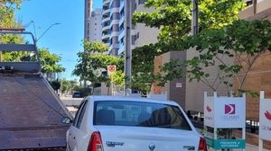 Carro abandonado na Jatiúca tinha queixa de furto desde setembro - Divulgação / PCAL