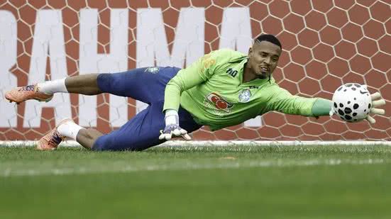 Com Hugo Souza lesionado, Ancelotti convoca o goleiro John, ex-Botafogo - Rafael Ribeiro / CBF