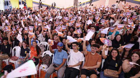 Mais de 96 mil candidatos fazem o Enem em Alagoas neste domingo - Alexandre Teixeira e Ana Paula Lins / Ascom Seduc