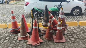 DMTT recolhe 47 cones usados para guardar vagas irregulares durante eventos em Maceió - Ascom DMTT