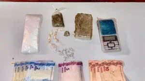 Imagem Adolescente é apreendido com drogas e balança de precisão em Piranhas