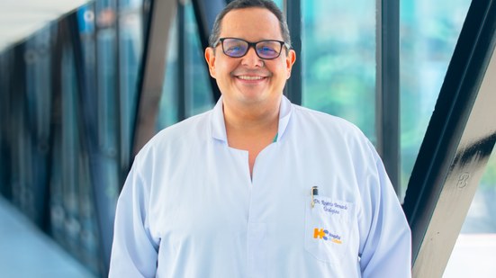 Urologista do Hospital da Cidade, Rogério César Correia, destaca a importância do cuidado com a saúde do homem durante o Novembro Azul - Secom Maceió