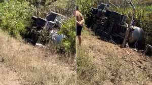 Motorista morre em capotamento de caminhão na AL-145, em Água Branca - Reprodução / Redes sociais