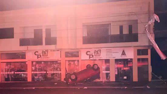 Tornados são fenômenos rápidos e difíceis de prever - Ari Dias / AEN