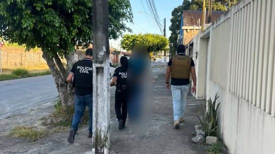 Suspeito de invadir sistema de uma rede de supermercados de Maceió foi preso em casa - Foto: Cortesia/PCAL