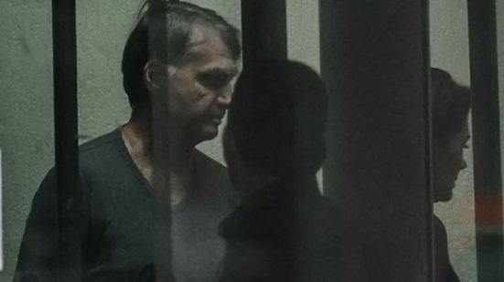 Moraes autoriza prisão domiciliar para Jair Bolsonaro por 90 dias - Gabriela Biló / Folhapress