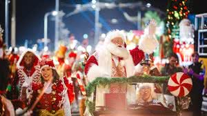 Parada Natalina do Natal de Todos Nós percorreu vários bairros de Maceió. - Foto: Arquivo Secom Maceió