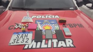 Imagem Polícia prende trio suspeito de tráfico no Clima Bom, em Maceió