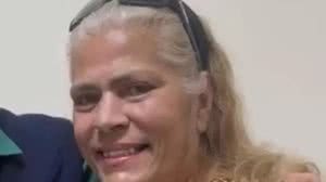 Imagem Ex-chacrete Lia Hollywood morre após ser atacada por pitbull do filho