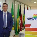 Imagem Eleito presidente do Consórcio Nordeste, Paulo Dantas visita sede da entidade em Brasília