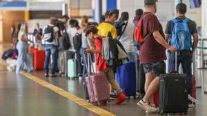 Pilotos e comissários podem entrar em greve a partir de 1º de janeiro - Marcelo Camargo / Agência Brasil