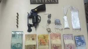 PM-AL flagra tráfico de drogas e porte ilegal de arma em ações no Sertão e Agreste - Ascom PMAL