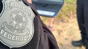 Suspeito distribuía imagens de mulheres em sites internacionais - Foto: Polícia Federal