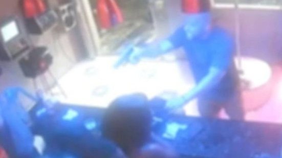 Imagem PM é preso por assaltar casa de entretenimento adulto no Rio de Janeiro