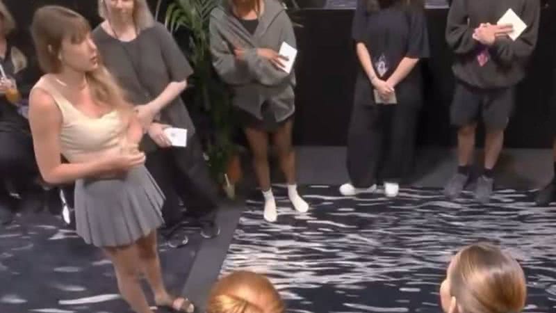 Taylor Swift paga mais de R$ 1 bilhão em bônus a funcionáriosReprodução / X