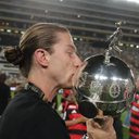 Flamengo fatura mais de R$ 400 milhões com premiações no ano - Gilvan de Souza / Flamengo