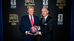 Trump e o presidente da FIFA Gianni Infantino - Official White House / Daniel Torok