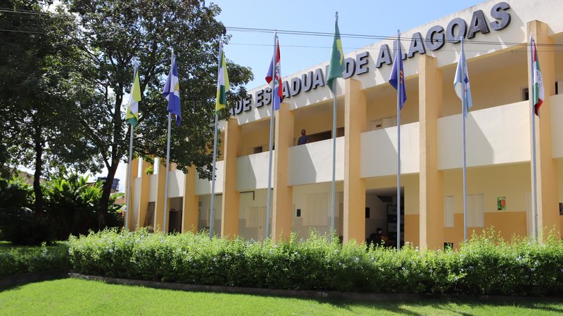 Uneal anuncia edital para quem já concluiu uma graduação e deseja iniciar um novo curso em 2026 - Foto: Ascom Uneal