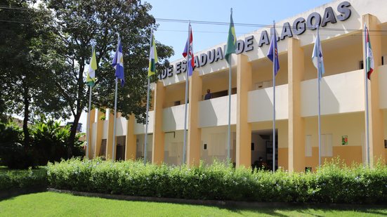 Uneal anuncia edital para quem já concluiu uma graduação e deseja iniciar um novo curso em 2026 - Foto: Ascom Uneal
