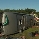 Ônibus com 43 passageiros tombou em Jaboticabal - Foto: Reprodução/EPTV