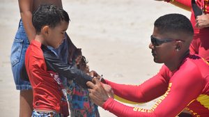 Imagem Só no primeiro dia do ano, Bombeiros localizaram 19 crianças perdidas em praias de Alagoas