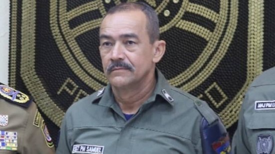 O segundo sargento Samuel de Araújo Lima, punido pela Polícia Militar de PE; foto foi cedida pela defesa do policial, e corporação alega que bigode mostrado na imagem não condiz com "a apresentação que gerou a comunicação de descumprimento de norma" - Reprodução / Arquivo pessoal
