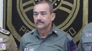 O segundo sargento Samuel de Araújo Lima, punido pela Polícia Militar de PE; foto foi cedida pela defesa do policial, e corporação alega que bigode mostrado na imagem não condiz com "a apresentação que gerou a comunicação de descumprimento de norma" - Reprodução / Arquivo pessoal