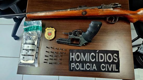 PR: Polícia prende cinco suspeitos por roubo de R$ 15 milhões em joias - Divulgação / PCPR