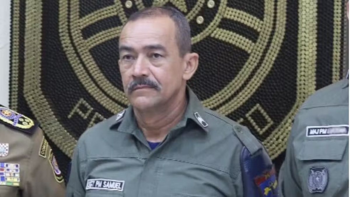 Sargento da PM é punido com três dias de detenção por causa do tamanho do bigode