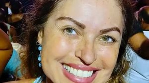 Marcada audiência de custódia de turista gaúcha que cometeu injúria racial - Foto: Reprodução