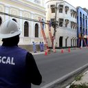 Cabos inativos trazem riscos à segurança e comprometem a paisagem urbana em toda Maceió - Neno Canuto / Secom Maceió