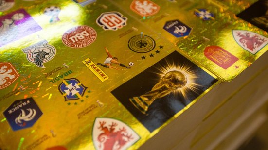 Álbum de figurinhas Copa do Mundo - Zanone Fraissat / Folhapress