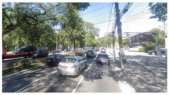 Avenida República do Líbano, onde motorista de Porsche atropelou assaltante e arrastou sua moto por 100 metros - Reprodução / Google Maps
