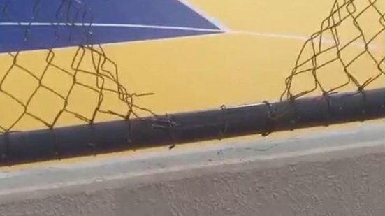 Ela é danificada em ação suspeita de vandalismo. - Foto: equipe Semesp