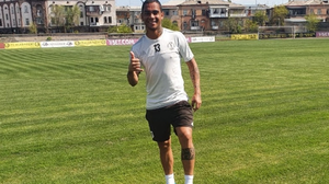 Bryan tem 33 anos e atua como jogador profissional - Divulgação