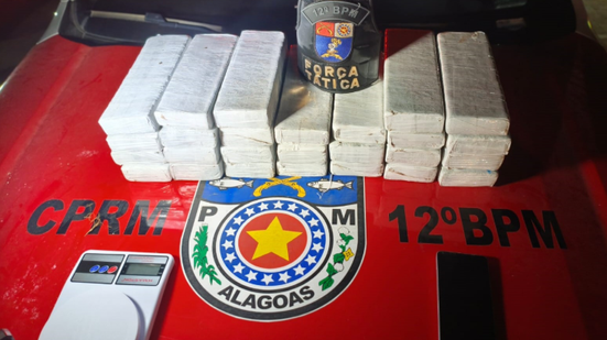 PM apreende 33 armas de fogo e 71,5 Kg de drogas na última semana em Alagoas - Foto: Cortesia/PM