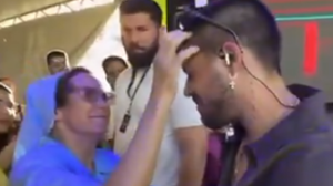 Imagem VÍDEO: freira interrompe show de Zé Felipe e faz pedido inusitado