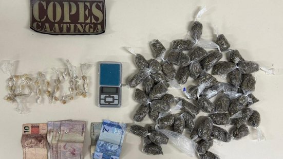 PM apreendeu 29 pedras de crack e 51 porções de maconha - Foto:Ascom PMAL
