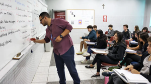 O programa do Ministério da Educação (MEC) oferece bolsas de estudo (integrais e parciais) em cursos de nível superior em instituições de ensino privadas - Foto: Agência Brasil