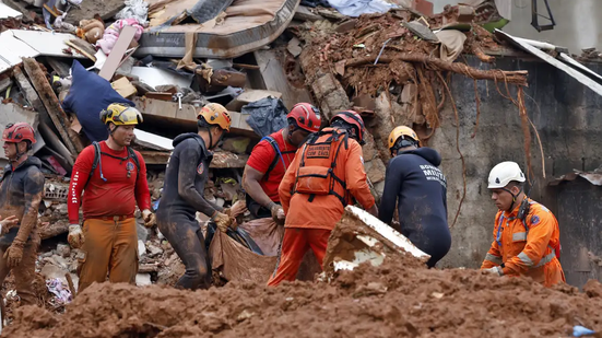 Há 33 pessoas desaparecidas nas duas cidades - Foto: Agência Brasil